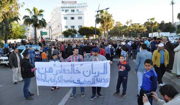 تفاصيل جديدة حول الربان الذي احرق نفسه بمدينة الداخلة.